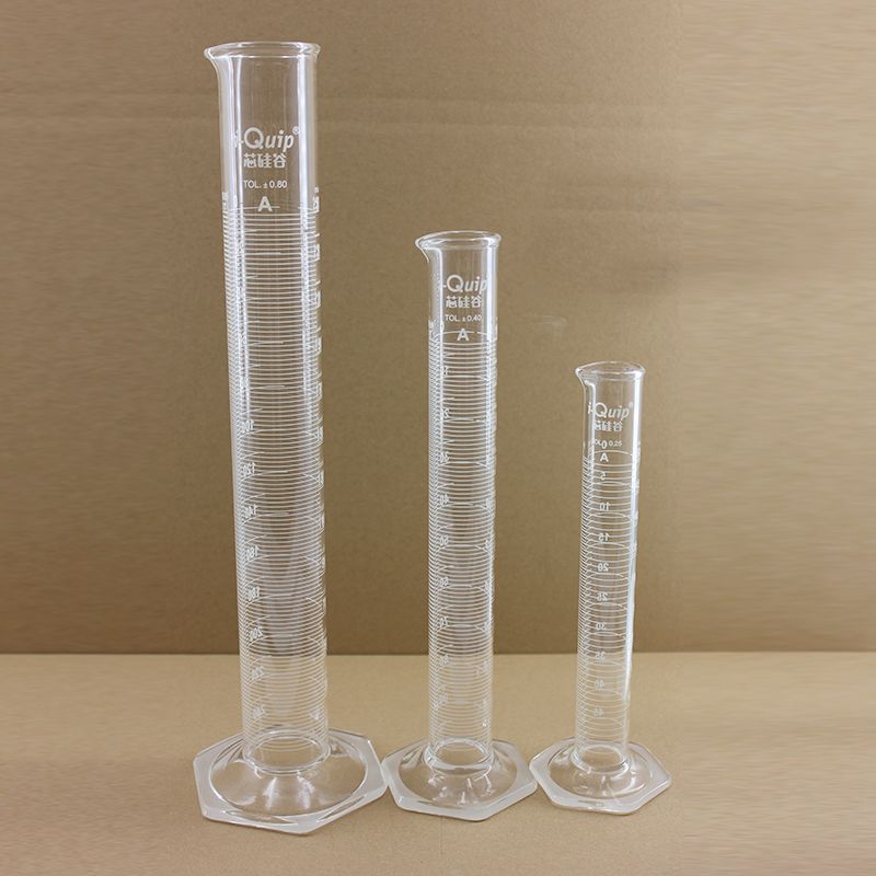 50ml六角量筒,td量出式 容量分度:1ml;允许误差:±0.5ml 2个/盒